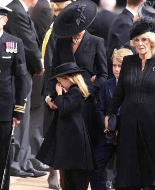 女王葬礼的相关图片